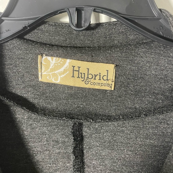 Hybrid and Company grey ruffled cotton blazer, jacket, size Large. - Picture 2 of 7